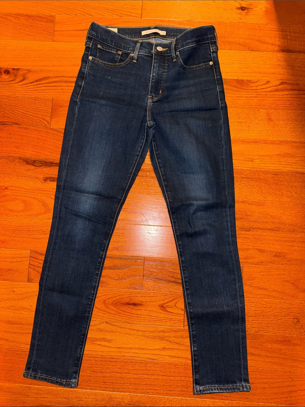 Levi's 311 Shaping Skinny women’s dark wash jeans 27x28